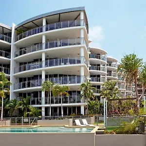 Vision 5* Cairns