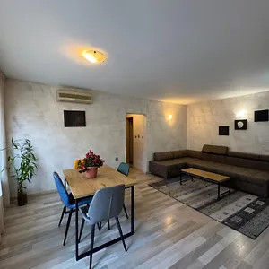 Parchevich 31 Center - 24h Self Check-in Apartment