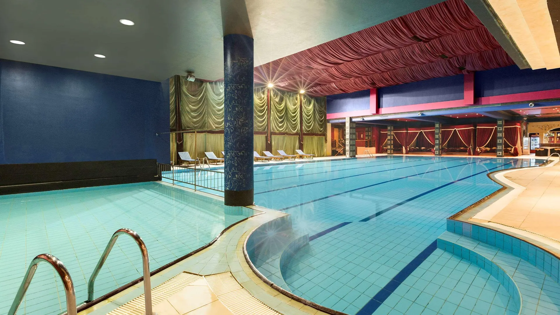 Отель Ramada By Wyndham Sofia City Center