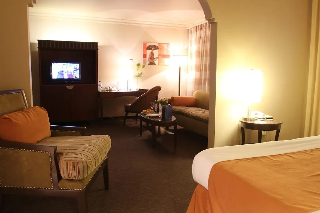 Ramada By Wyndham Sofia City Center 4*,